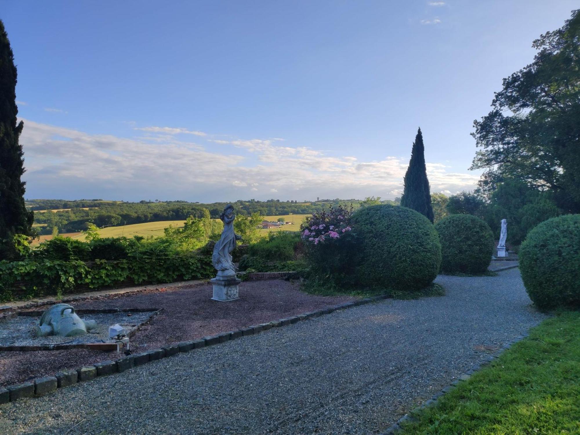 Chateau De Pys Guest House Latrape ภายนอก รูปภาพ