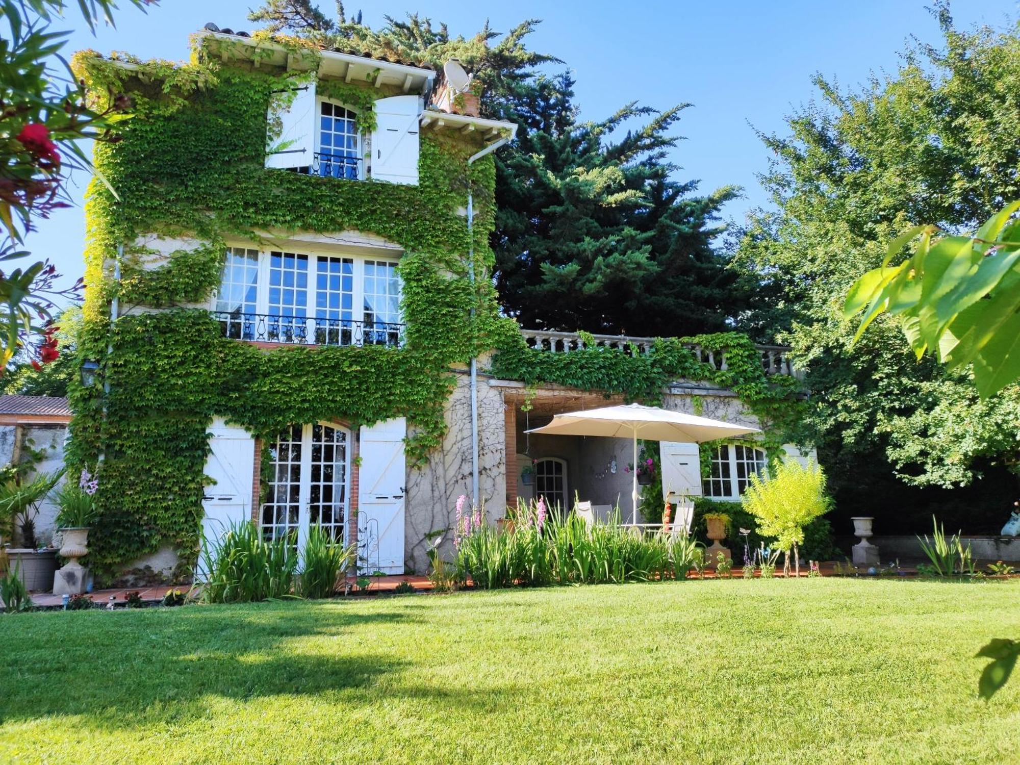 Chateau De Pys Guest House Latrape ภายนอก รูปภาพ