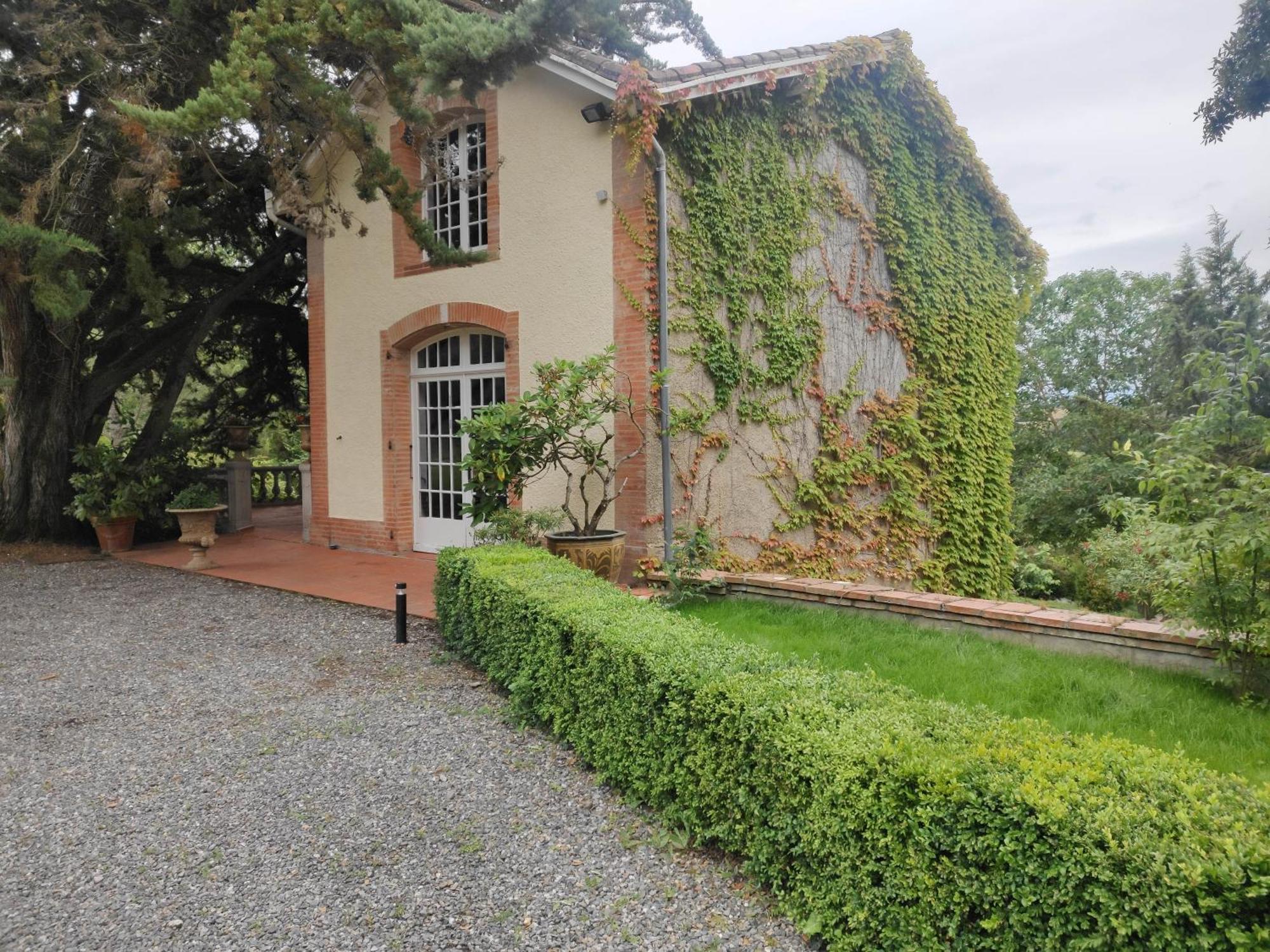 Chateau De Pys Guest House Latrape ภายนอก รูปภาพ