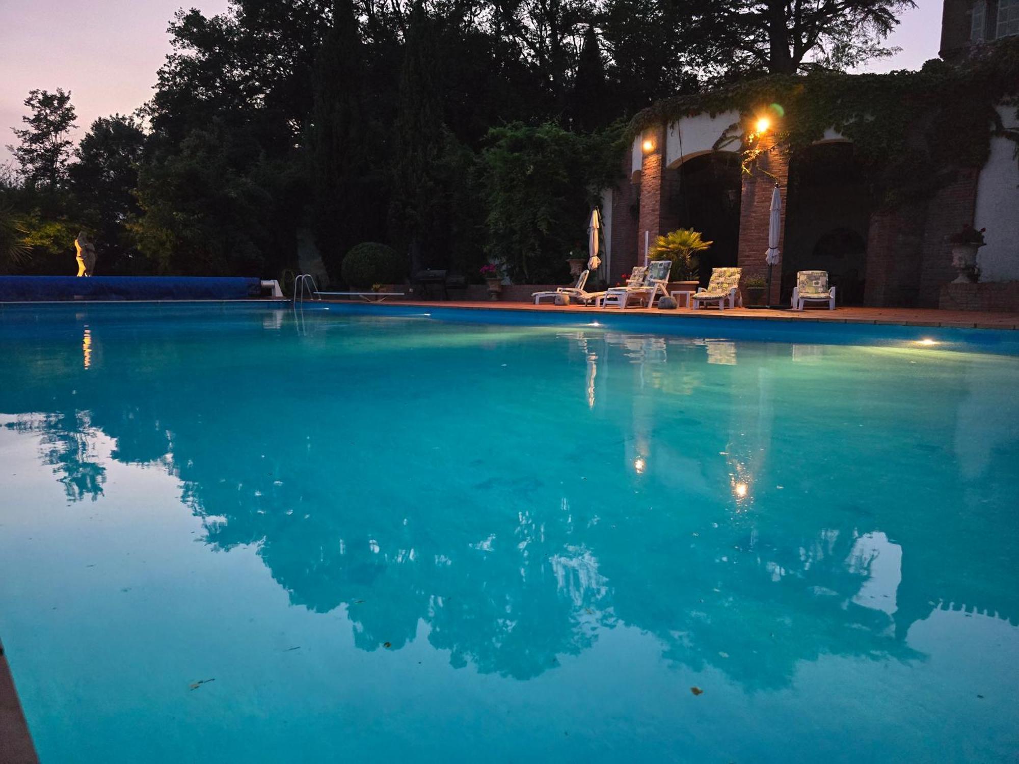 Chateau De Pys Guest House Latrape ภายนอก รูปภาพ